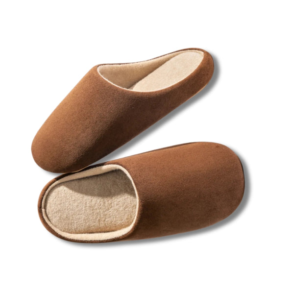SOLID SLIPPERS