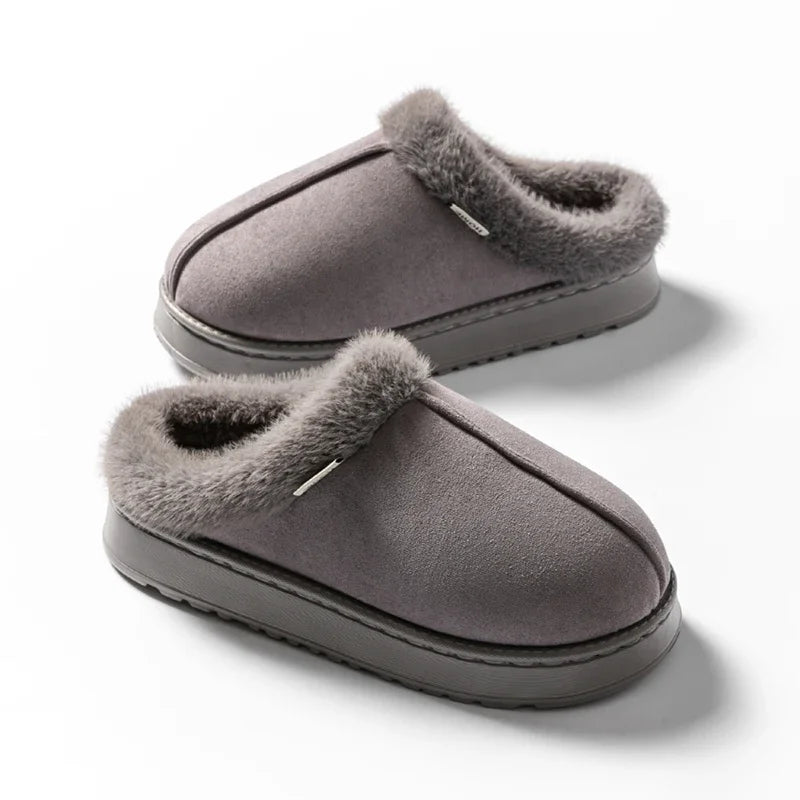 UGGY SLIPPERS