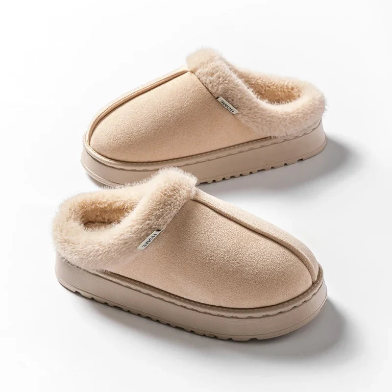 UGGY SLIPPERS